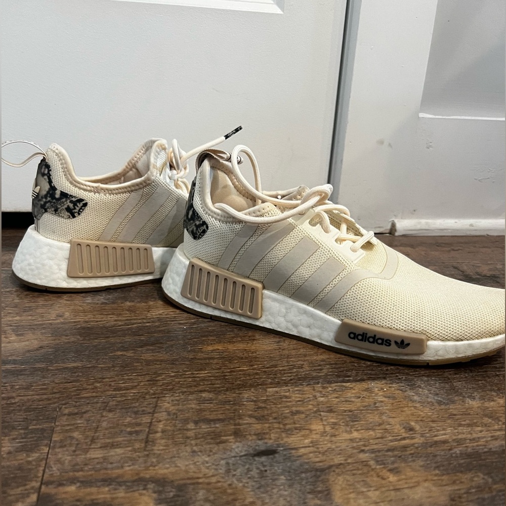 adidas NMD R1 Beige Cream Runner